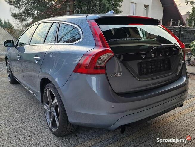 VOLVO V60 T4 SUMMUM |2.0 Benzyna|190KM|Zadbany|Świetny stan