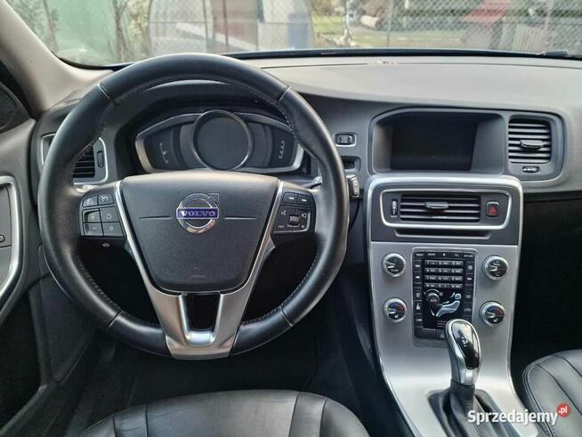 VOLVO V60 T4 SUMMUM |2.0 Benzyna|190KM|Zadbany|Świetny stan