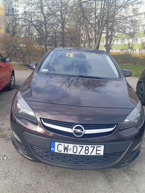 Opel Astra gaz fabryczny Salon Polska