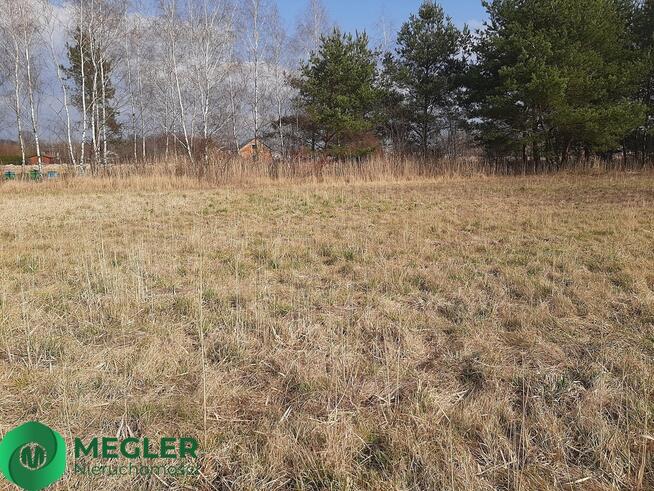 Działka wśród nowej zabudowy