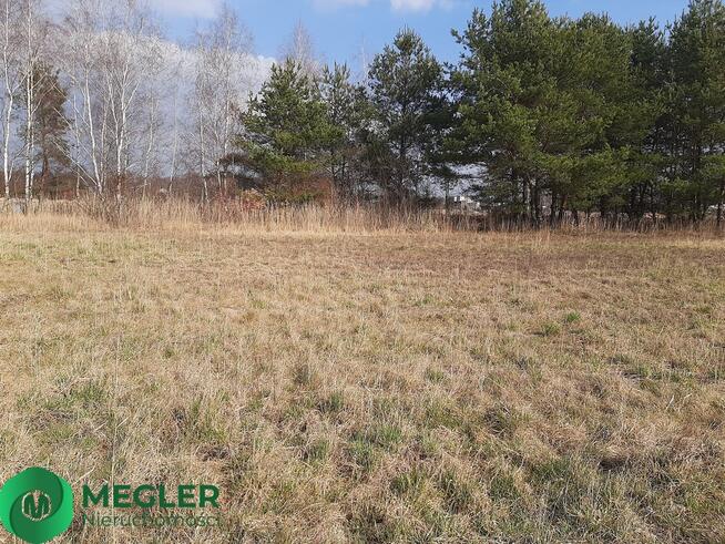 Działka wśród nowej zabudowy