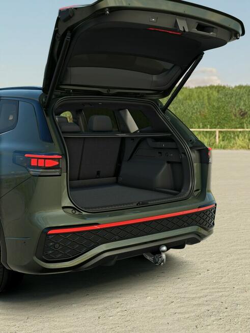 R-Line Plus 1.5 TSI eHybrid 177 KM DSG, Nowy Model! Volkswagen TAYRON!