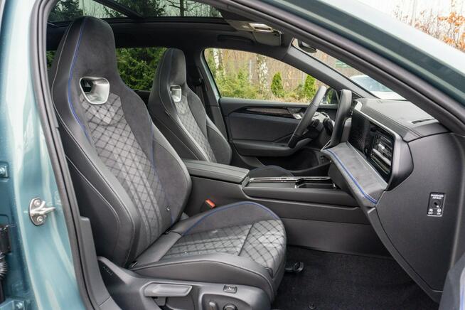 Volkswagen Passat R-Line Plus 1.5 TSI eHybrid 177KM DSG Dostępny od ręki!