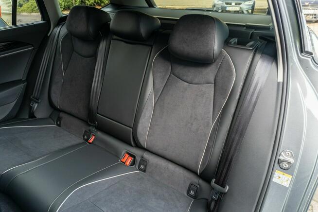 Volkswagen Passat Business Plus 1.5 TSI eHybrid 150 KM DSG