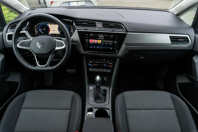 Volkswagen Touran Special Edition 1.5 TSI EVO 150 KM DSG DEMO Dostępne od ręki!