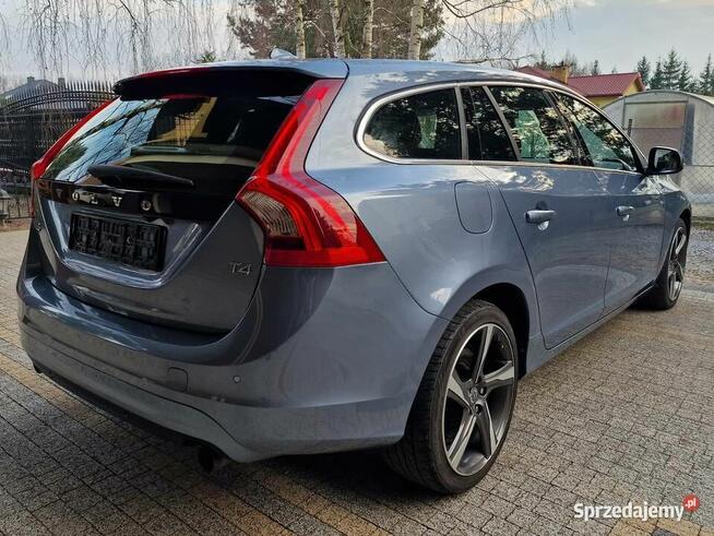 VOLVO V60 T4 SUMMUM |2.0 Benzyna|190KM|Zadbany|Świetny stan