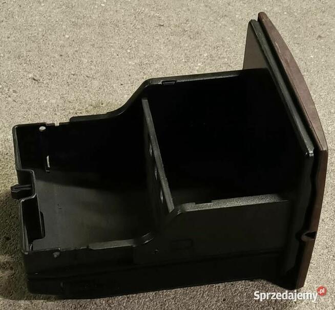 Uchwyt na kubki schowek tunelu tył, SSANGYONG REXTON 01-06