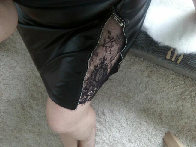 Spódnica lateksowa z koronką, XL