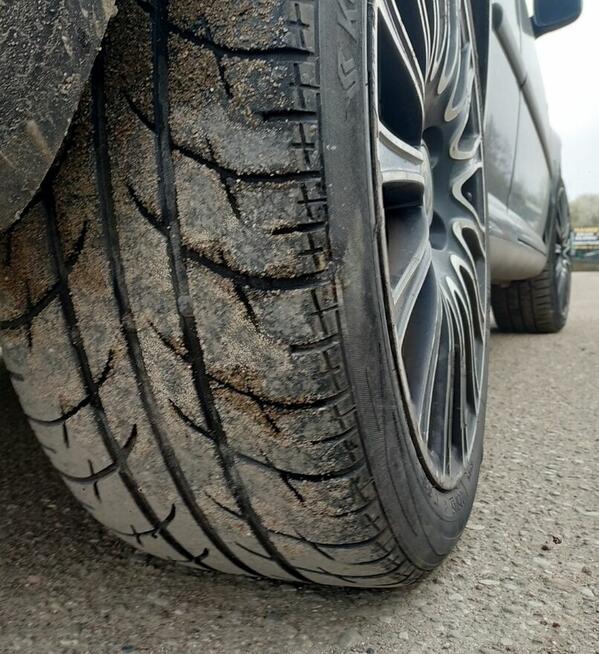 Alufelgi VW golf i inne