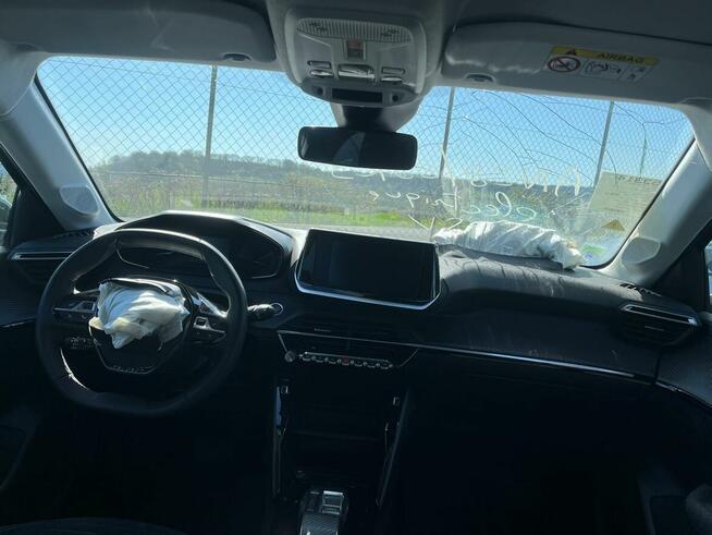 PEUGEOT e-208 136 Electrique GR400