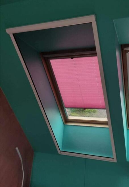 Moskitiery okienne i drzwiowe. Pomiar, montaż.