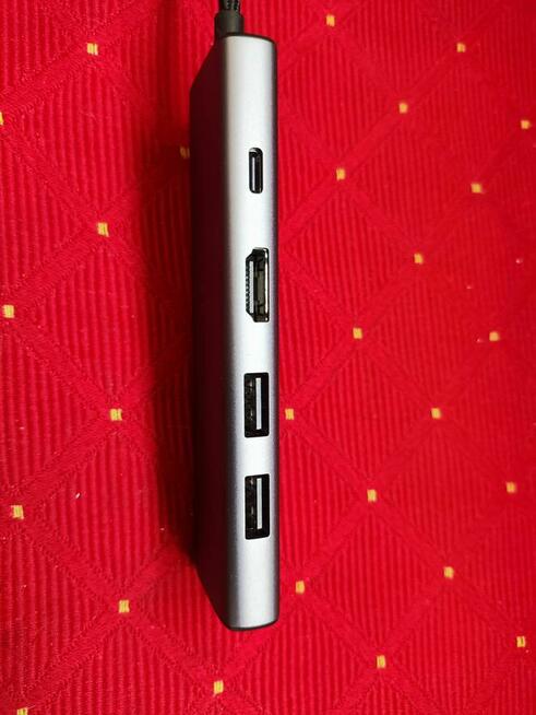 Adapter 5w1 UGREEN CM511 Hub USB-C USB HDMI czytnik kart TF/SD