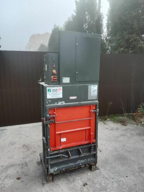 Belownica prasa do makulatury kartonu odpadów śmieci