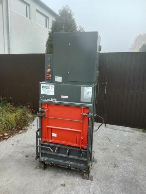 Belownica prasa do makulatury kartonu odpadów śmieci