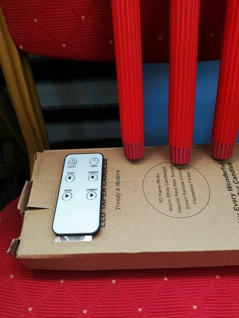 Czerwone świece LED stożkowe świeczki do świecznika lampki