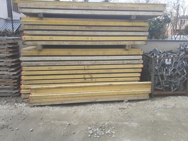 Sprzedaż podpór - sklejki nowe i używane