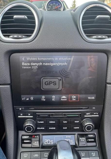 Porsche Cayenne Macan Panamera 911 CarPlay Android Auto Mapy