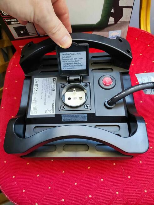 Lampa Robocza LED Reflektor Parkside Pass 50A2 halogen