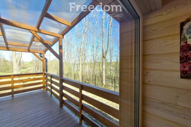 Nowoczesny pasywny dom całoroczny przy rzece Bug