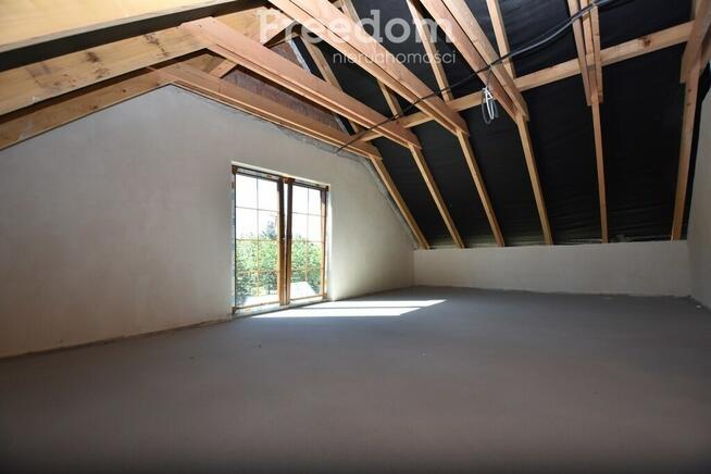 Dom deweloperski 180 m2, duża działka, 6 pokoi