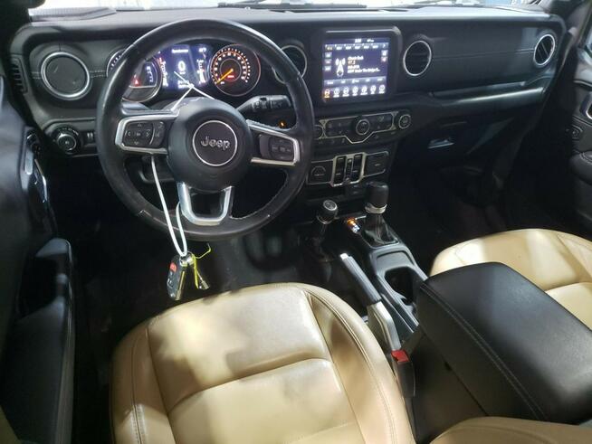 Jeep Wrangler Unlimited Sahara 4x4 3.6l V6