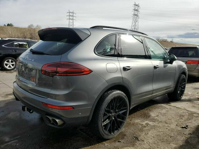 Porsche Cayenne S Sport Chrono AWD 3.6l V6 420KM