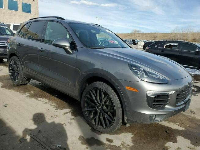 Porsche Cayenne S Sport Chrono AWD 3.6l V6 420KM