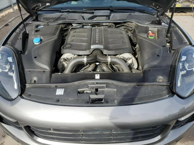 Porsche Cayenne S Sport Chrono AWD 3.6l V6 420KM