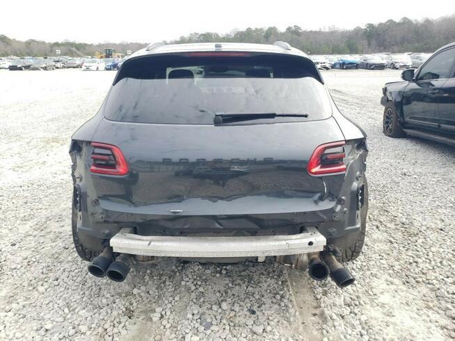 Porsche Macan Sport Chrono Package BOSE 2.0l AWD