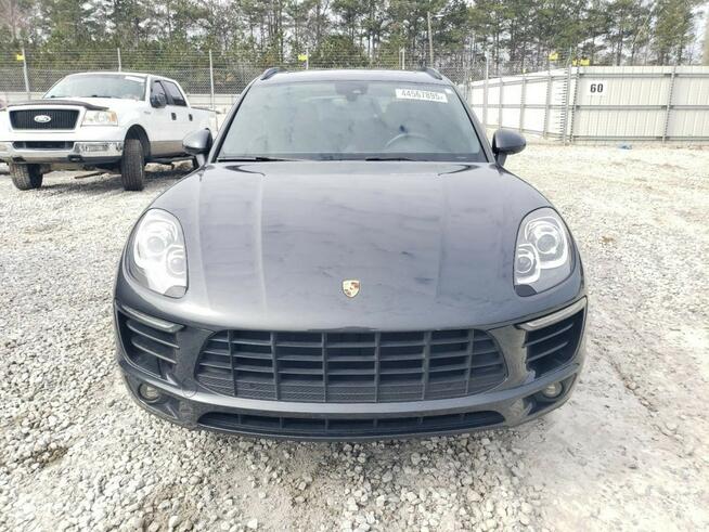 Porsche Macan Sport Chrono Package BOSE 2.0l AWD