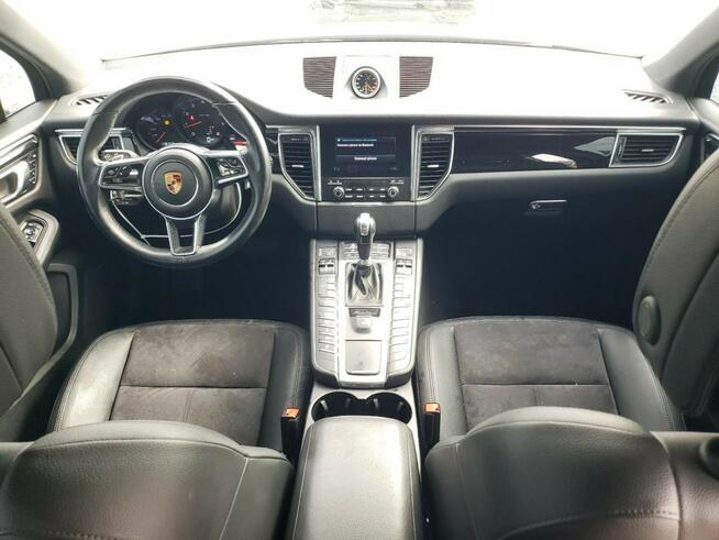 Porsche Macan Sport Chrono Package BOSE 2.0l AWD