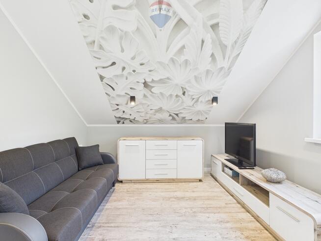 Dom nad jeziorem – gotowy do zamieszkania