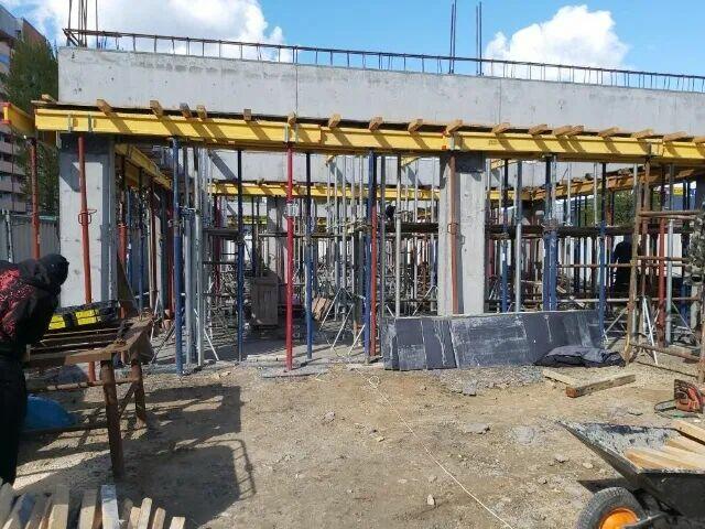 Sprzedaż podpór - sklejki nowe i używane