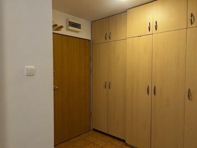 mieszakanie przy lesie