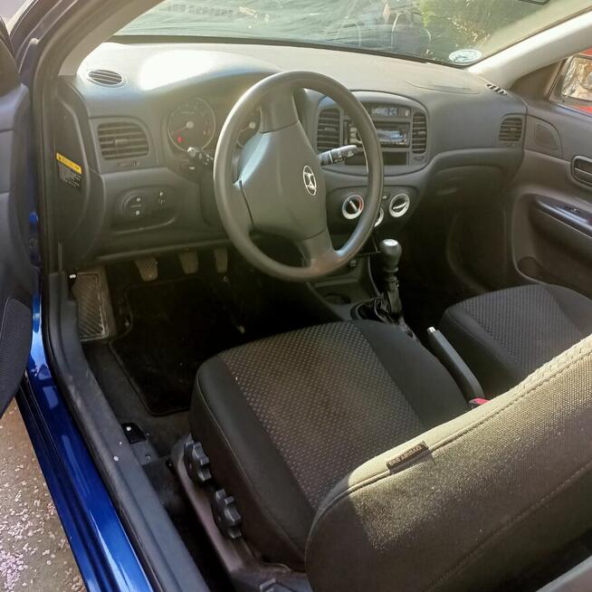 Hyunday accent 1,4 2005