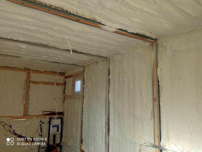 Ocieplenie pianą PUR, pianowanie poddaszy, dachów, izolacje