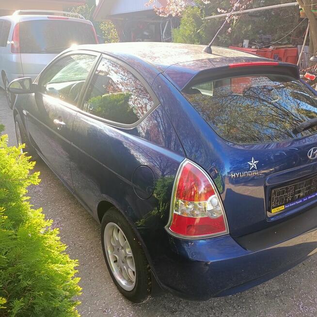 Hyunday accent 1,4 2005