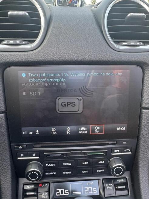 Porsche Cayenne Macan Panamera 911 CarPlay Android Auto Mapy