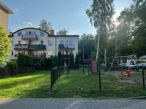 mieszakanie przy lesie