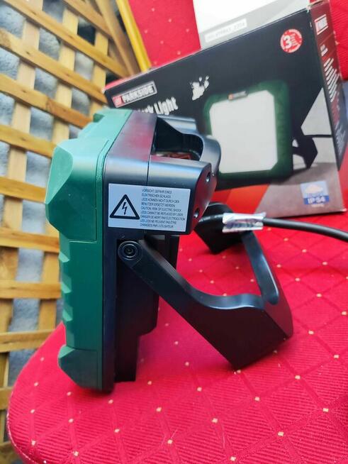 Lampa Robocza LED Reflektor Parkside Pass 50A2 halogen