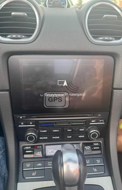 Porsche Cayenne Macan Panamera 911 CarPlay Android Auto Mapy