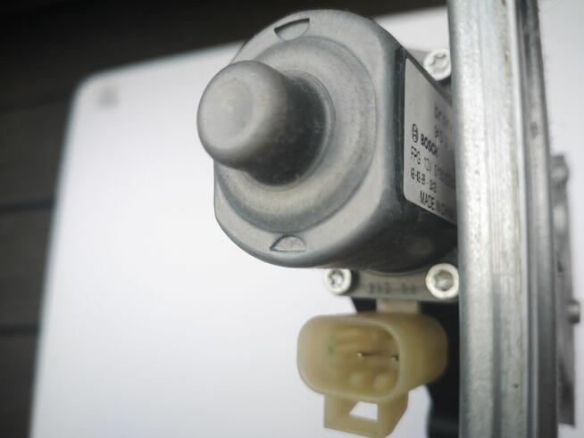 Podnośnik mechanizm szyby prawy tył Chevrolet Malibu 12-17