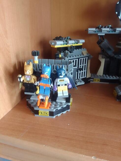 LEGO Batman jaskinia