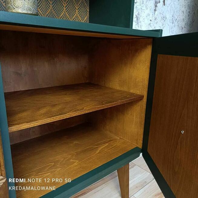 Witryna regał stylizowany