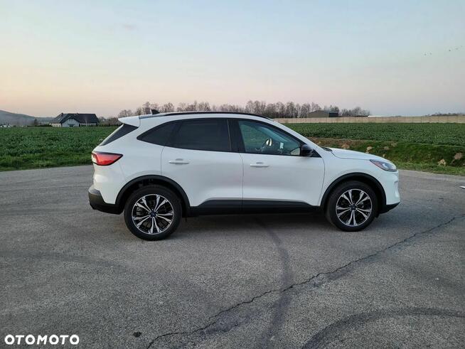 Ford Kuga 2.0 EcoBoost 4x4 Titanium