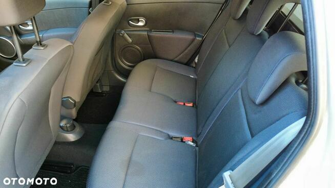 Renault Clio 1.2 TCE Authentique