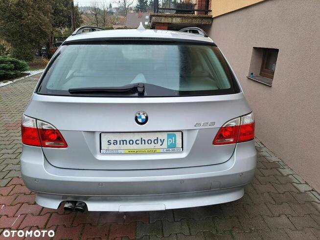 BMW Seria 5 523i Touring