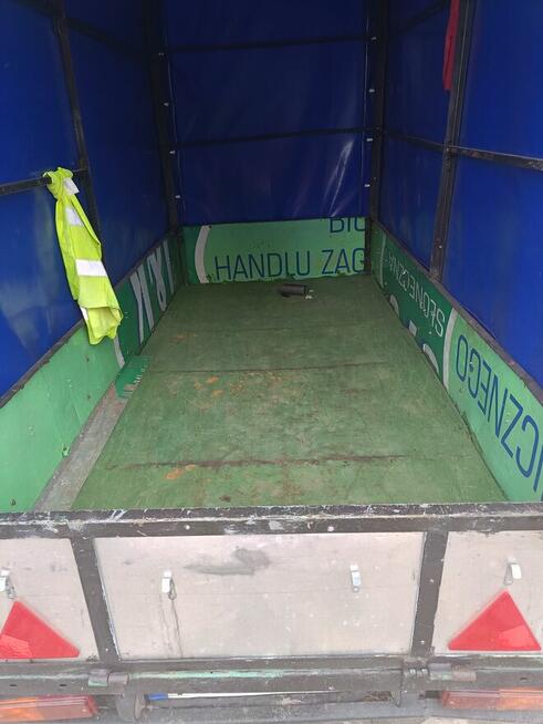 Przyczepa jednosiowa