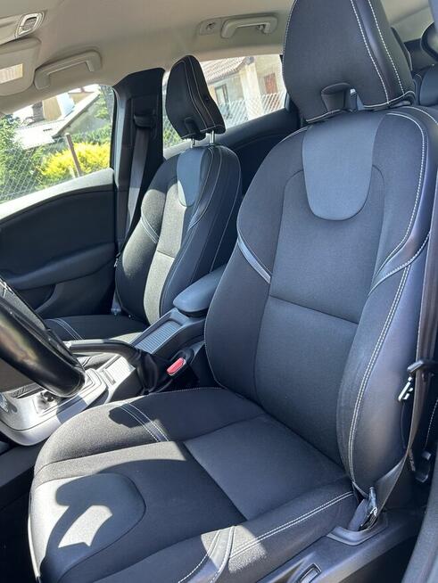 Volvo V40 - b. dobry stan. ZERO RDZY