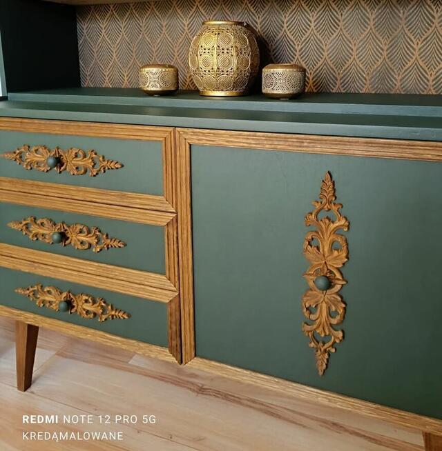 Witryna regał stylizowany